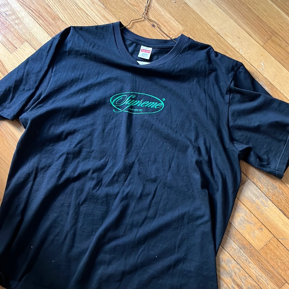 Supreme Tshirt